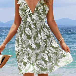 CUPSHE Women's V Neck  Ruffle Trim Dress